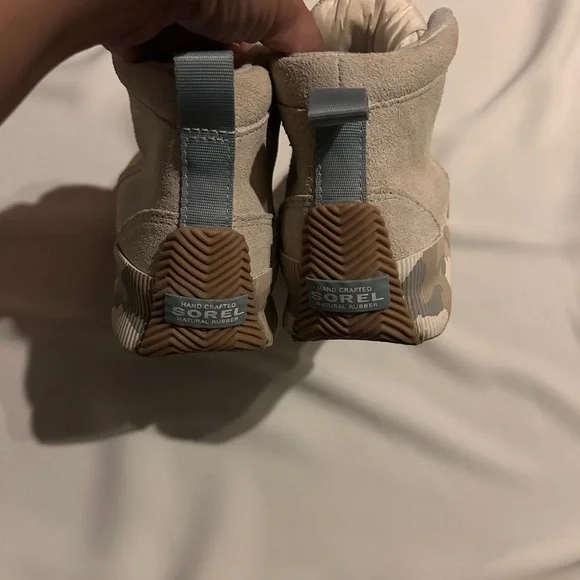 Sorel Women's Winter Boots - Light Gray - Picture 3 of 6